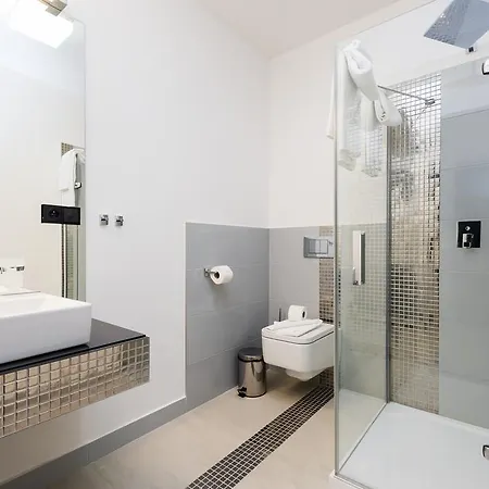 Apartment Empirent Mucha Apartments *