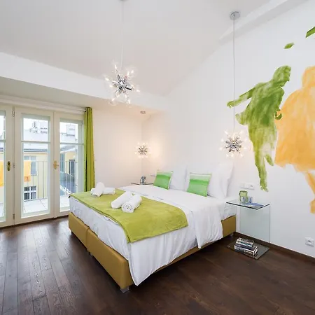 Empirent Mucha Apartments * Prague