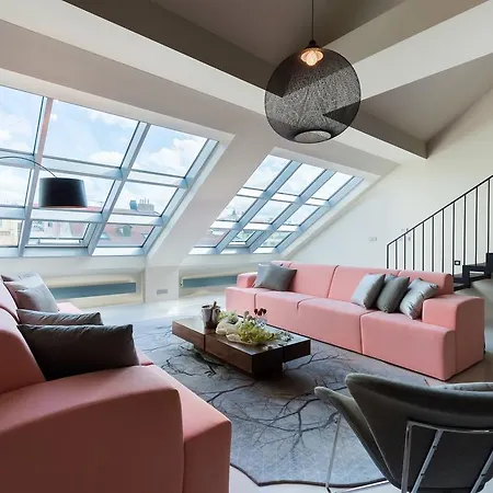 Apartment Empirent Mucha Apartments *