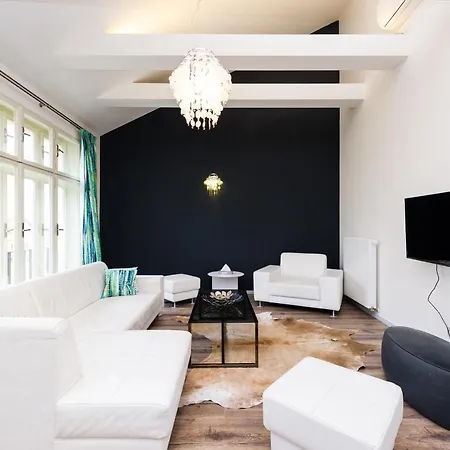 Empirent Mucha Apartments Prague