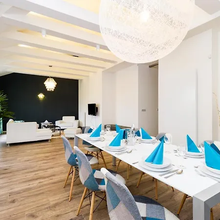 Apartment Empirent Mucha Apartments